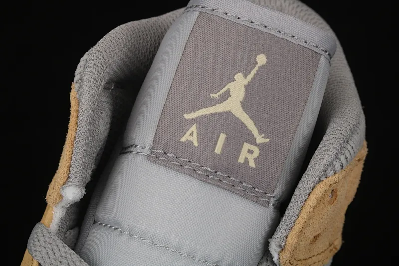 All categories Air Jordan Jordan series basketball shoes Air Jordan 1 Mid Air Jordan 1 Mid AJ1 Joe 1 Zhongbang Maca color yellow cement gray basketball shoes DA4666-001